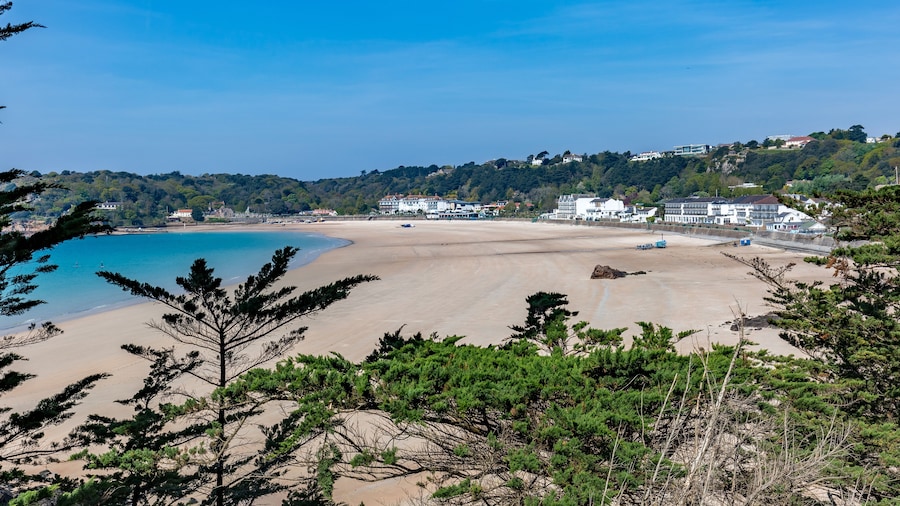 L'Horizon Beach Hotel & Spa