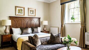 Superior Double Room | In-room safe, desk, blackout drapes, iron/ironing board