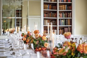 Indoor wedding - Buxted Park Hotel (Uckfield)