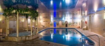 Cwrt Bleddyn Hotel & Spa