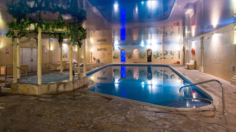 Cwrt Bleddyn Hotel & Spa