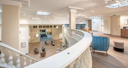 Hôtel Littéraire Alexandre Vialatte,BW Signature Collection