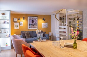 Standard Apartment, Multiple Beds, Kitchenette, Courtyard View (with Sofabed)
