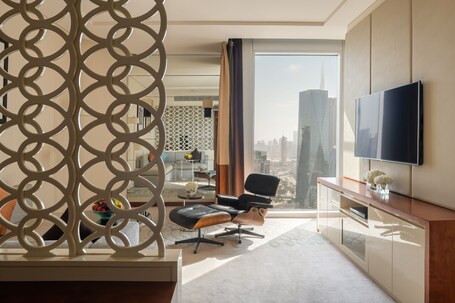 Jumeirah Emirates Towers Dubai - Image 17