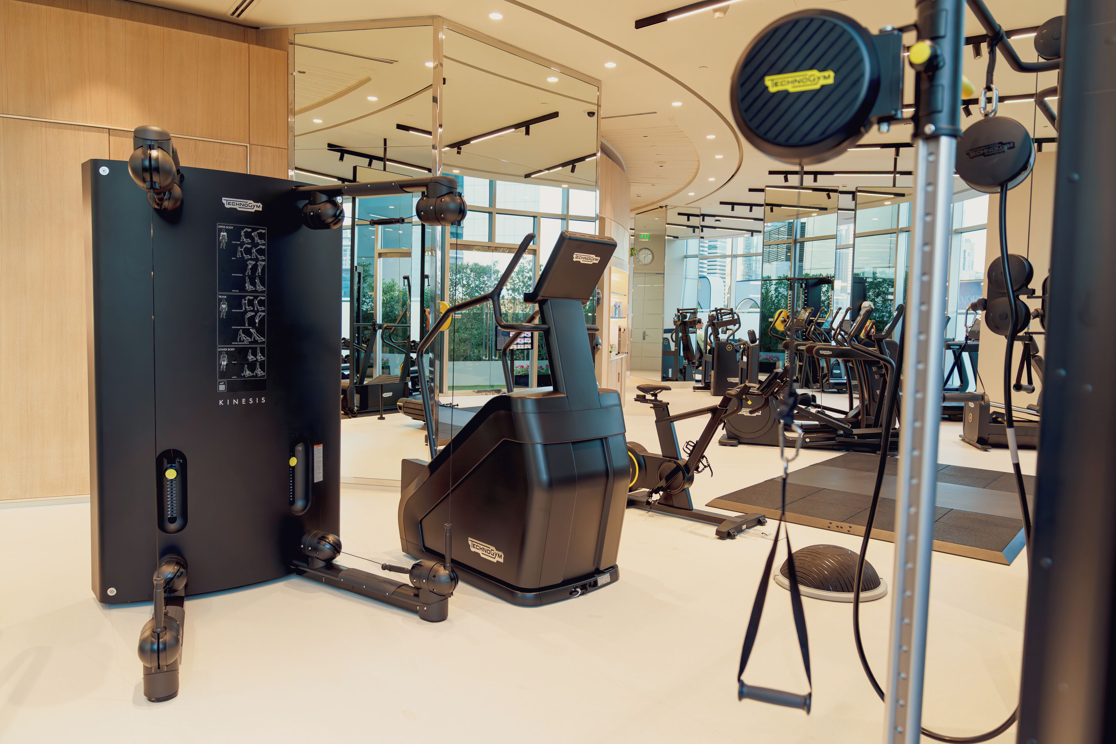 Photo - Jumeirah Emirates Towers Dubai