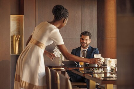 Jumeirah Emirates Towers Dubai - Image 171