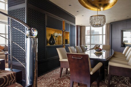 Jumeirah Emirates Towers Dubai - Image 110