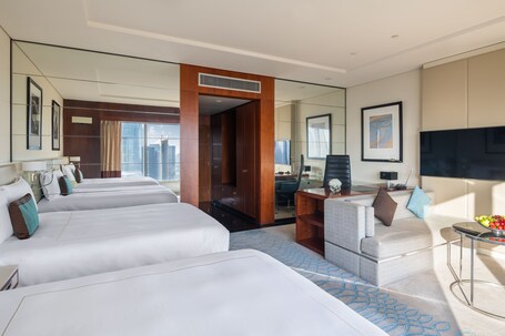 Jumeirah Emirates Towers Dubai - Image 3