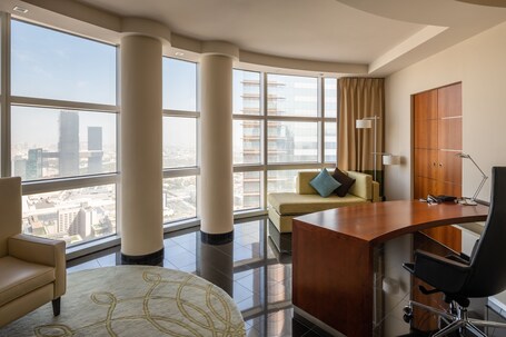 Jumeirah Emirates Towers Dubai - Image 5