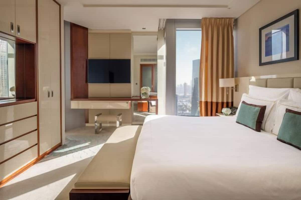 Literie de qualité supérieure, matelas Select Comfort, minibar