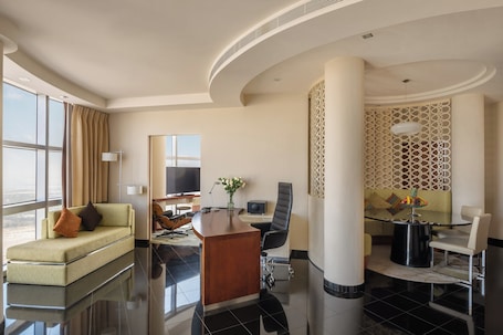 Jumeirah Emirates Towers Dubai - Image 99