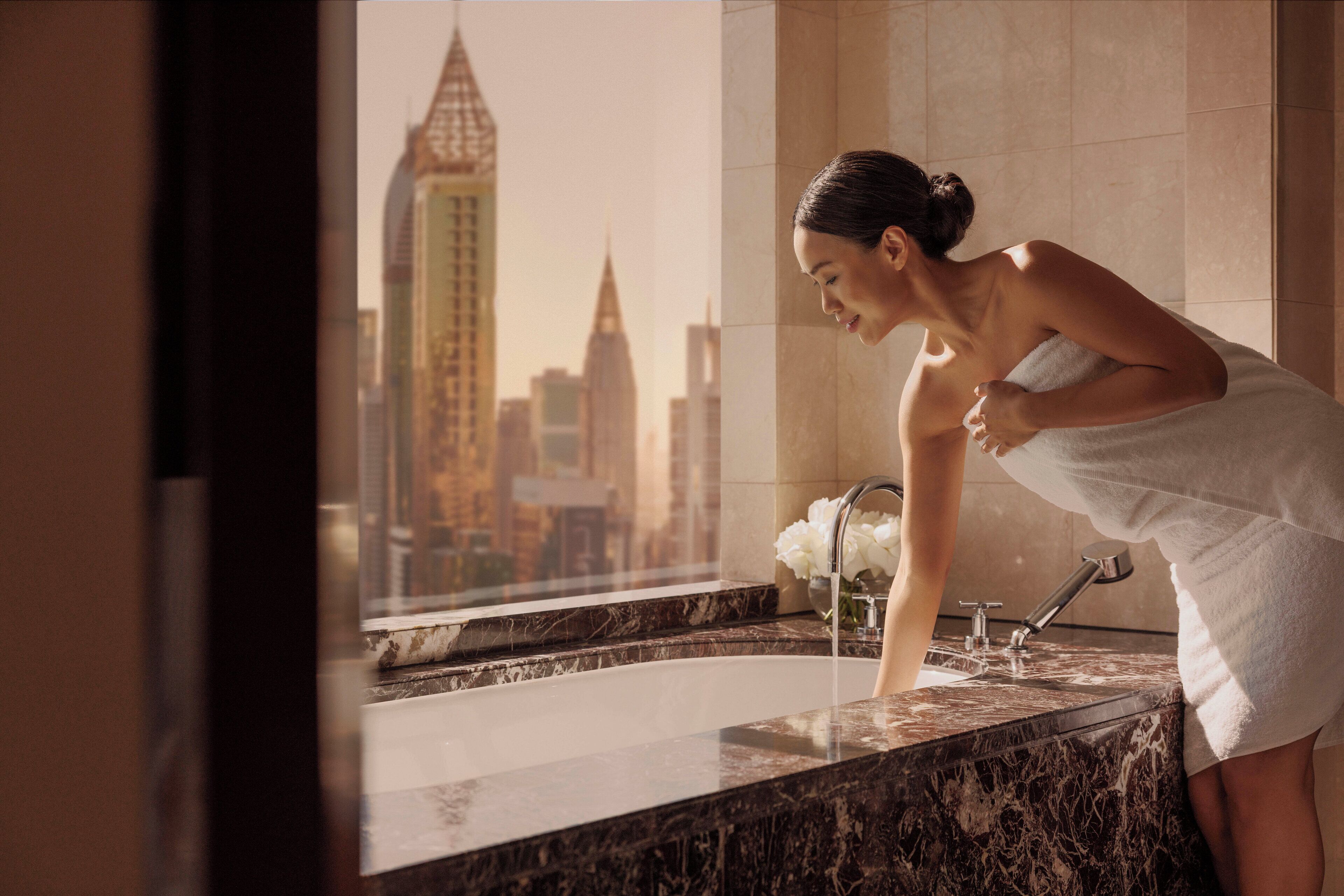 Photo - Jumeirah Emirates Towers Dubai