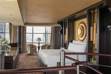 Jumeirah Emirates Towers Dubai - Image 30