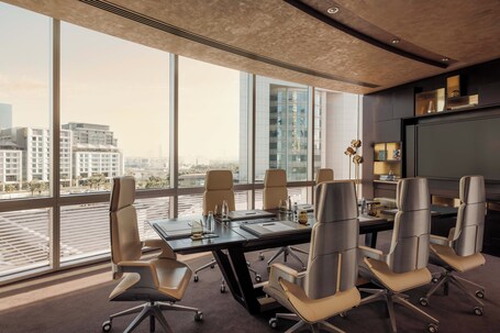 Jumeirah Emirates Towers Dubai - Image 67