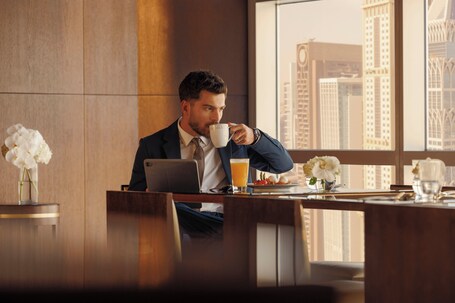 Jumeirah Emirates Towers Dubai - Image 85