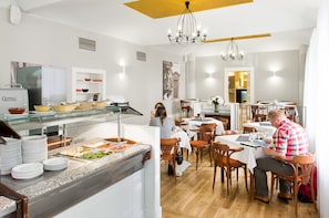 Daily buffet breakfast (EUR 20 per person)
