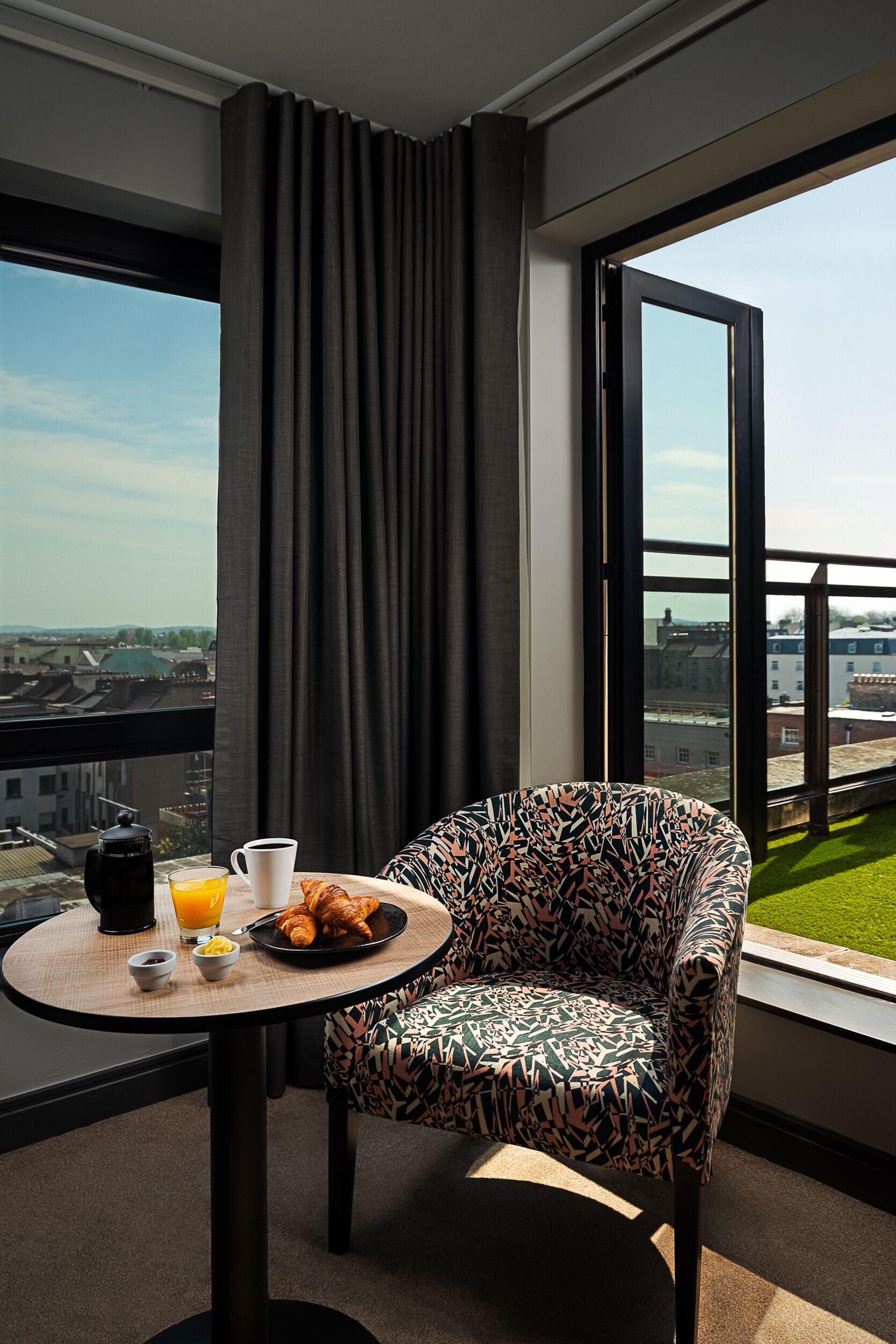 in-room safe, desk, iron/ironing board, free wifi