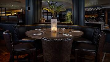 Breakfast, lunch and dinner served