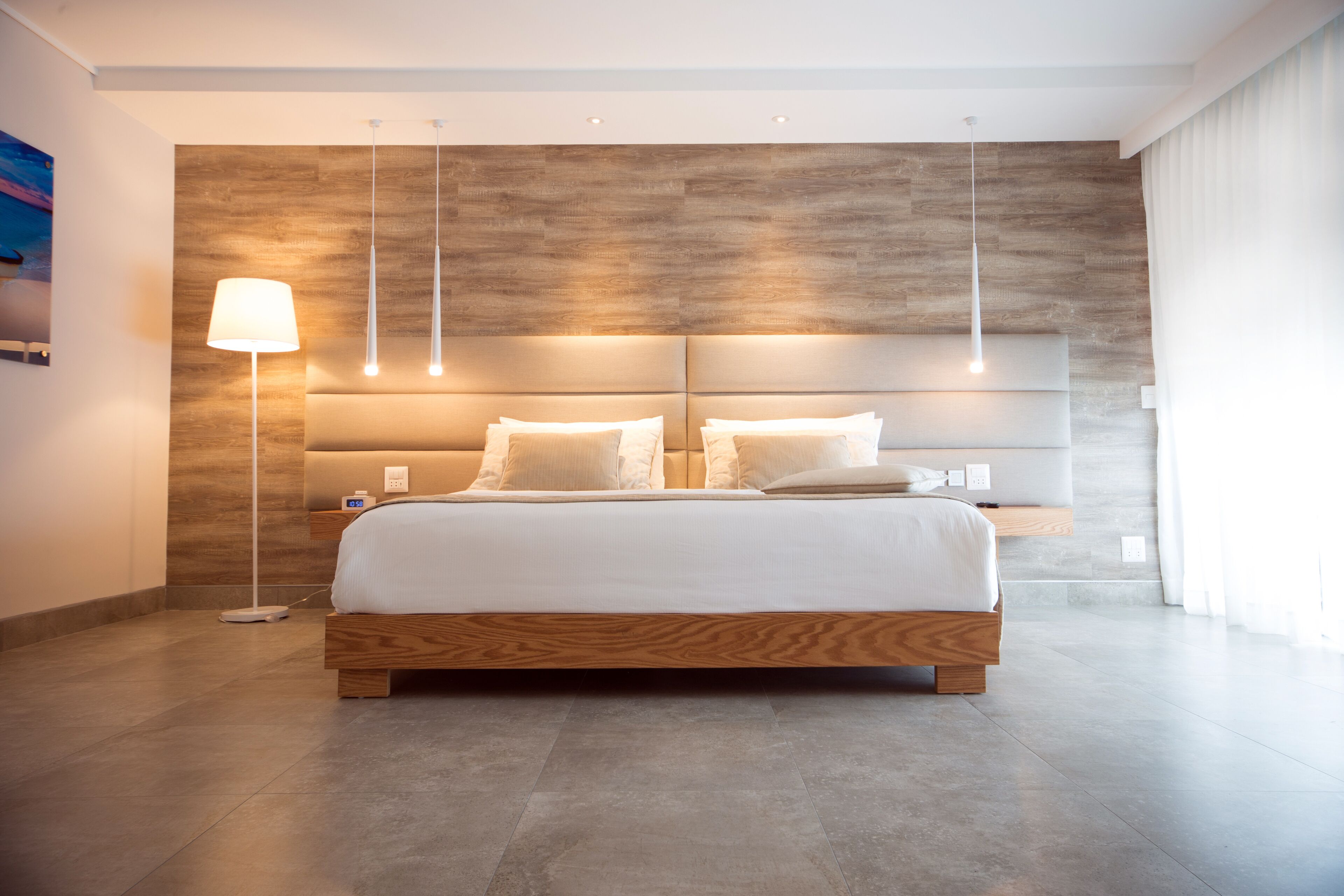 1 bedroom, premium bedding, minibar, in-room safe