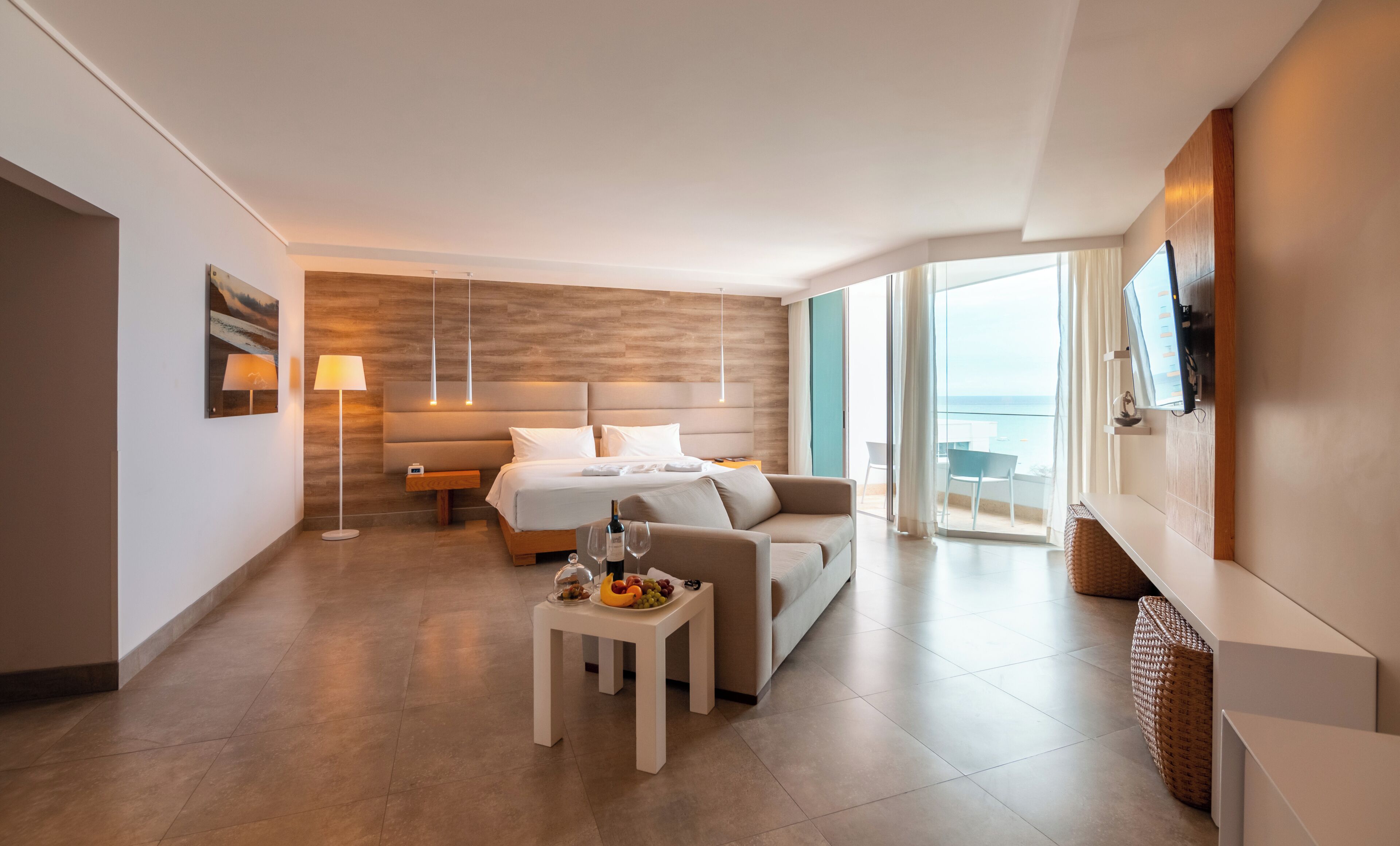 普通套房 | 高級寢具、迷你吧、客房內保險箱、書桌