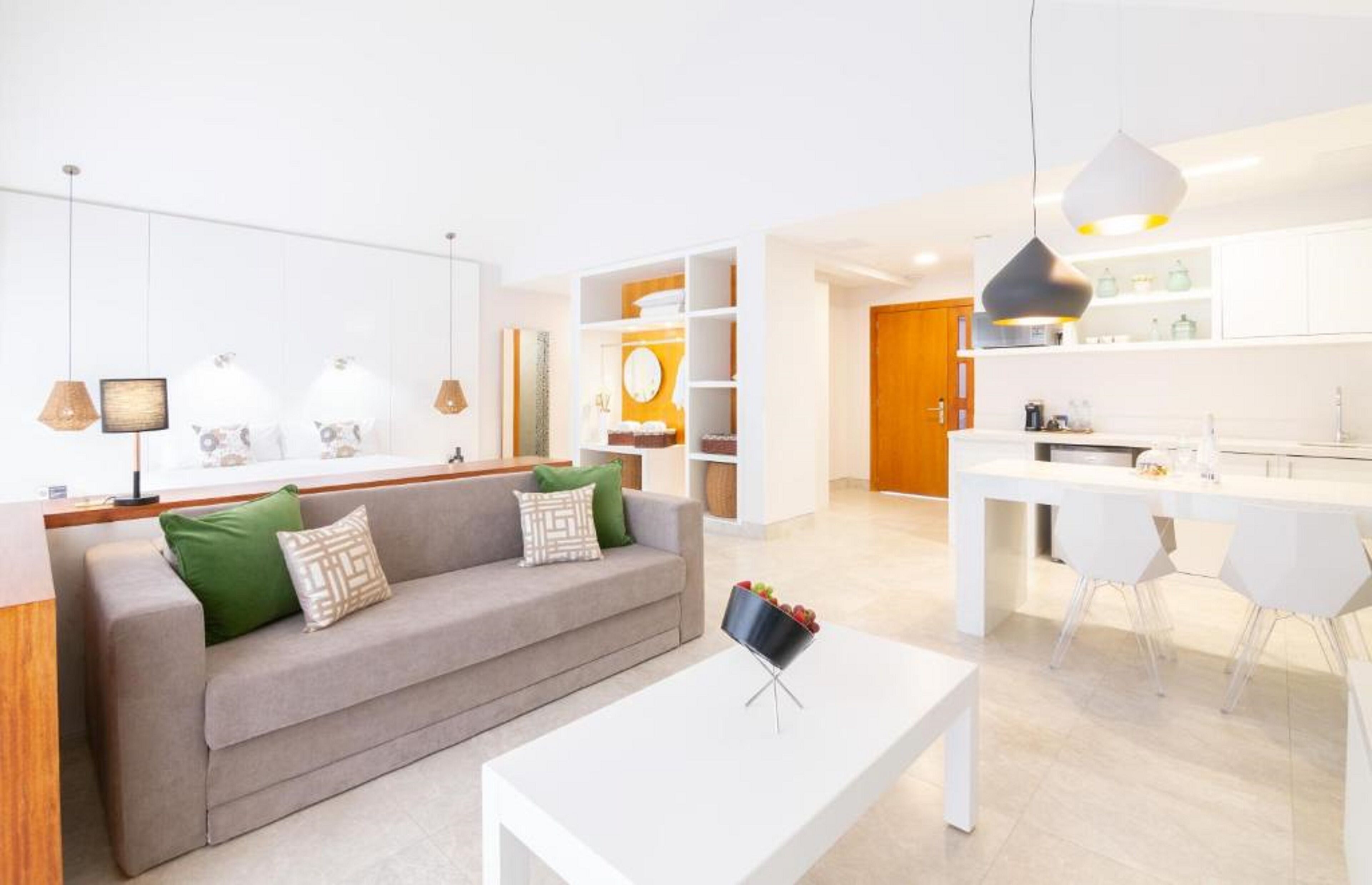 Bungalow, acceso a la alberca | Vista desde la habitación