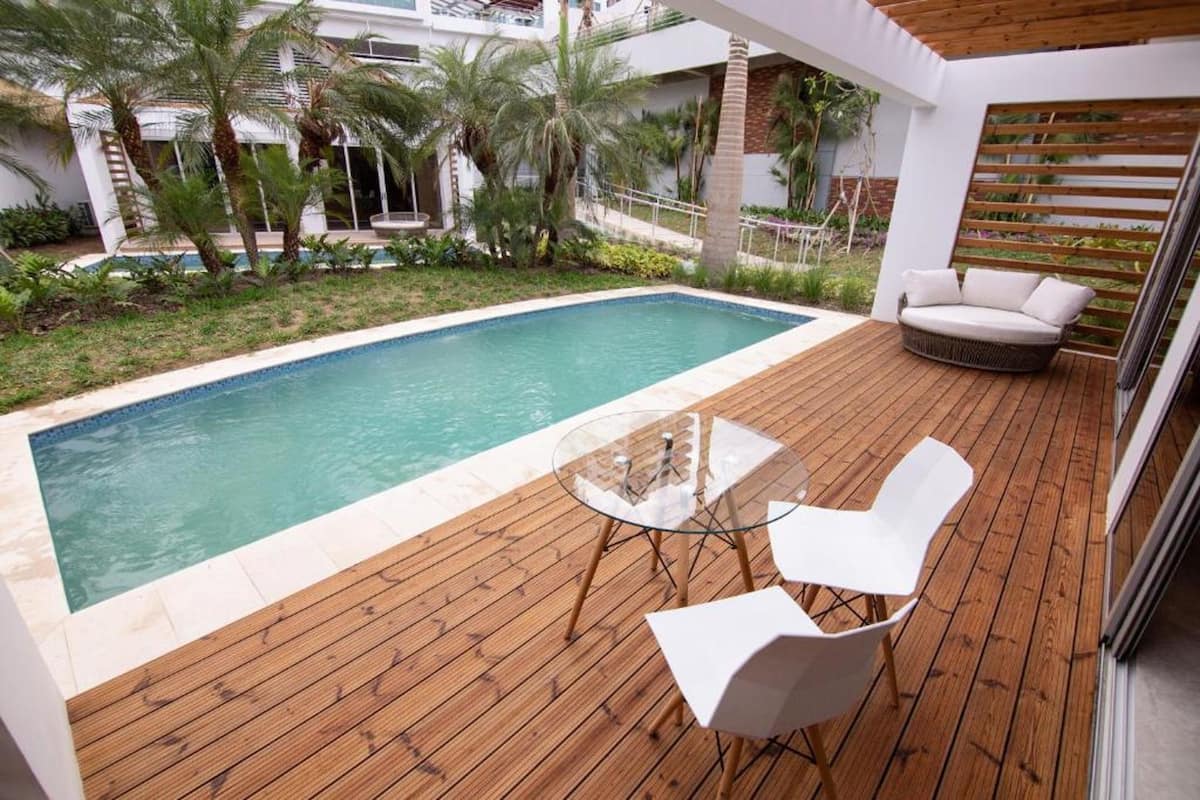 Bungalow, Pool Access | 1 bedroom, premium bedding, minibar, in-room safe