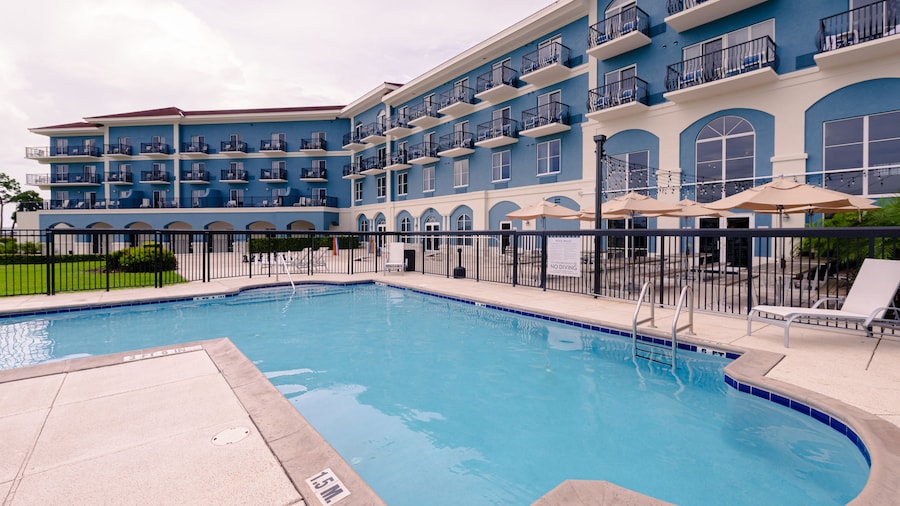 SEVEN Sebring Raceway Hotel