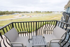 Deluxe Room, 1 King Bed, Balcony, Pool View (Classic King, Balcony) | Balcony view