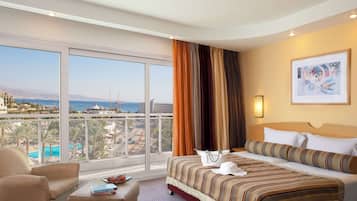 Minibar, in-room safe, desk, soundproofing