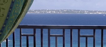 Marquis Boutique Hotel