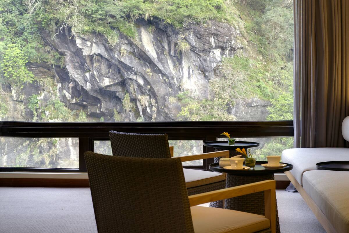 executive lounge