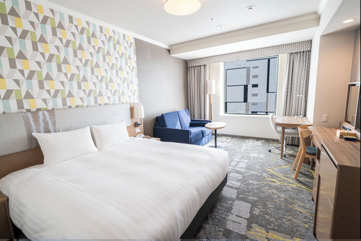 ห้องพรีเมียร์ดับเบิล, ปลอดบุหรี่ (14 - 19F) | เครื่องนอนระดับพรีเมียม, ตู้นิรภัยในห้องพัก, ผ้าม่านกันแสง