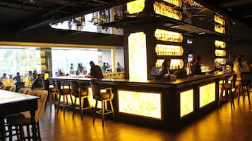 Bar (en la propiedad)