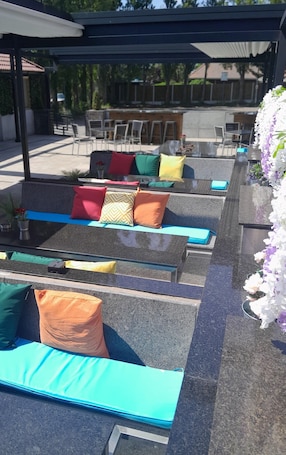 Terraza o patio. The Hillcrest Hotel