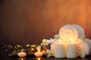 Body treatments, aromatherapy, hot stone massages, Swedish massages - Windlestrae Hotel (Kinross)