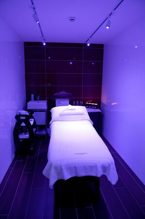 Body treatments, aromatherapy, hot stone massages, Swedish massages