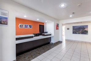 Reception - Motel 6 Troy, IL (Troy)
