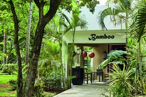 5 restaurants, breakfast, lunch, dinner served; Asian cuisine