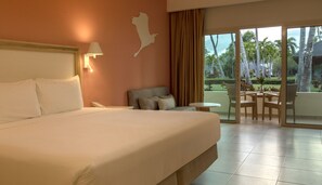1 bedroom, minibar, in-room safe, desk