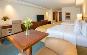 Premium bedding, down duvets, memory-foam beds, minibar - GHL Hotel Capital (Bogotá)