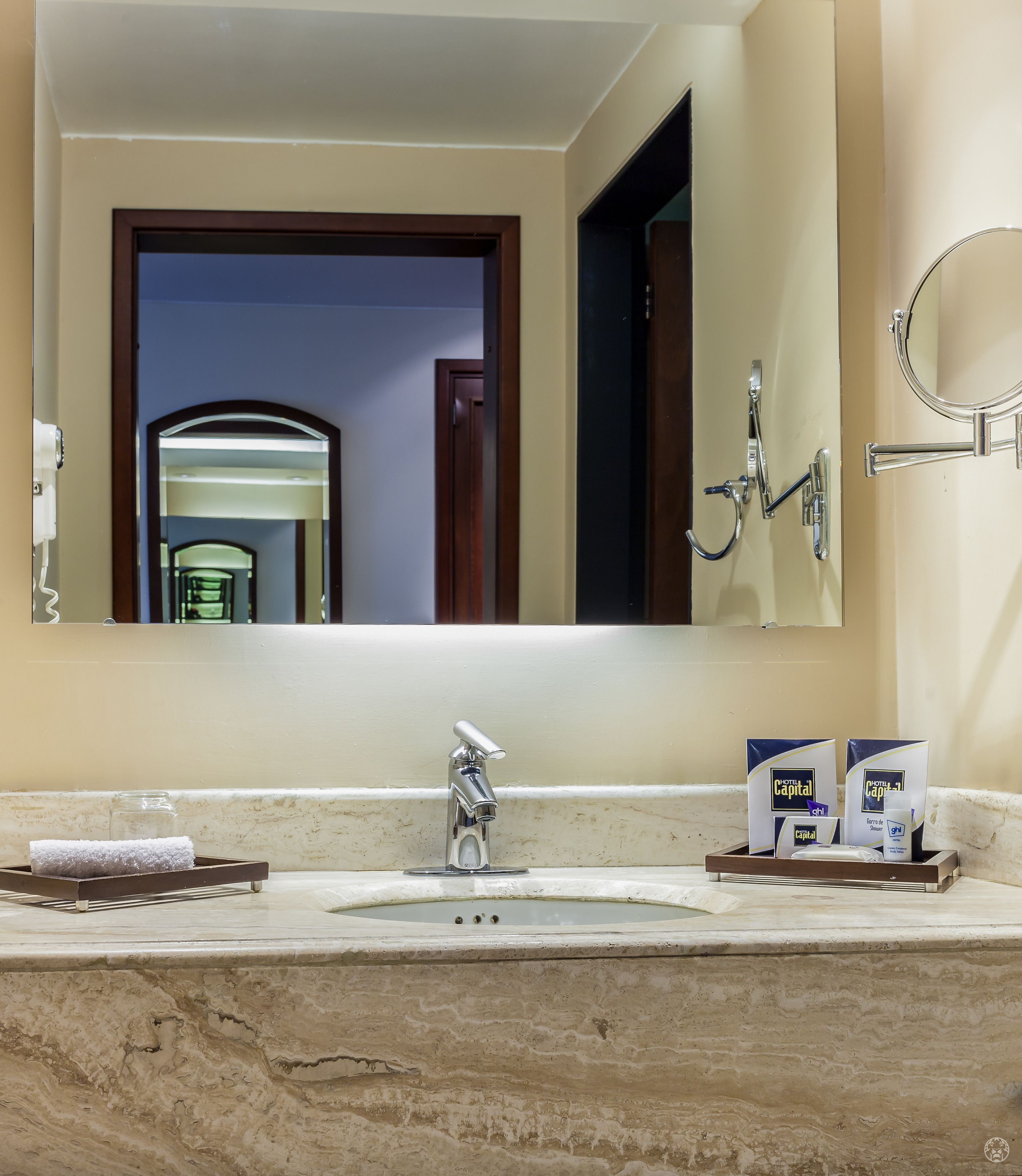 shower, rainfall showerhead, free toiletries, hair dryer