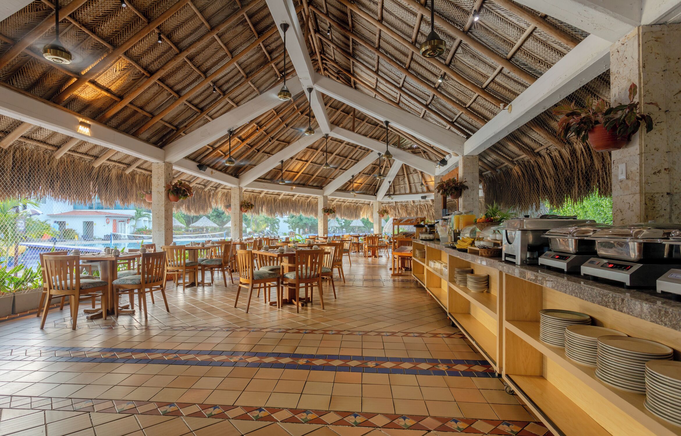 Desayuno completo incluido todos los días 