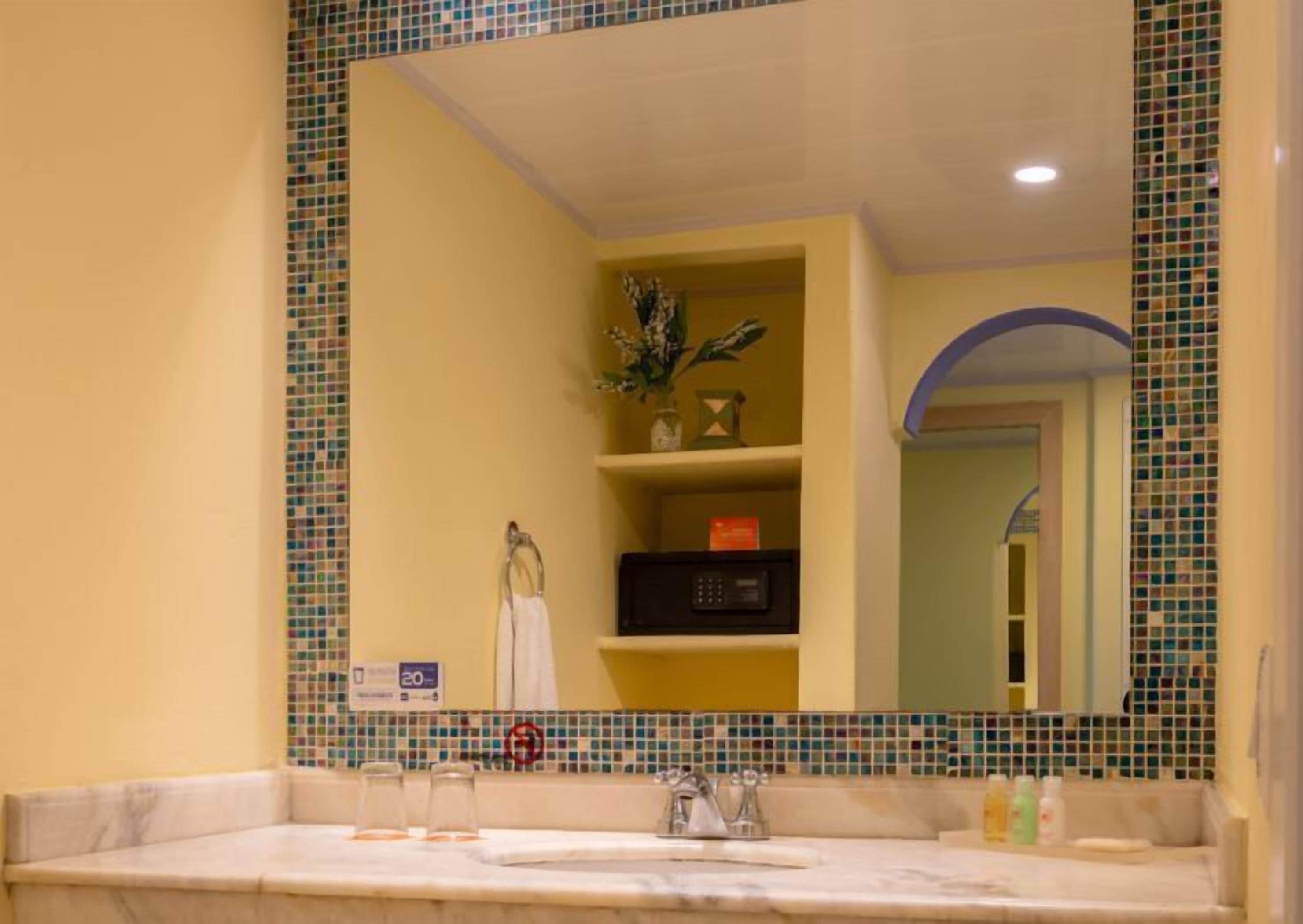 standard room | bathroom | shower, free toiletries, hair dryer, towels