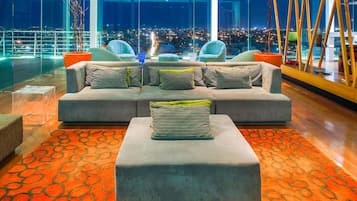 Habitación ejecutiva, 1 cama de matrimonio grande | Terraza o patio