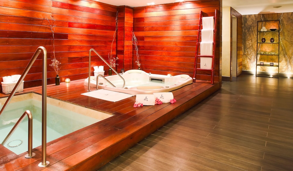 Hotel Emporio Veracruz by null