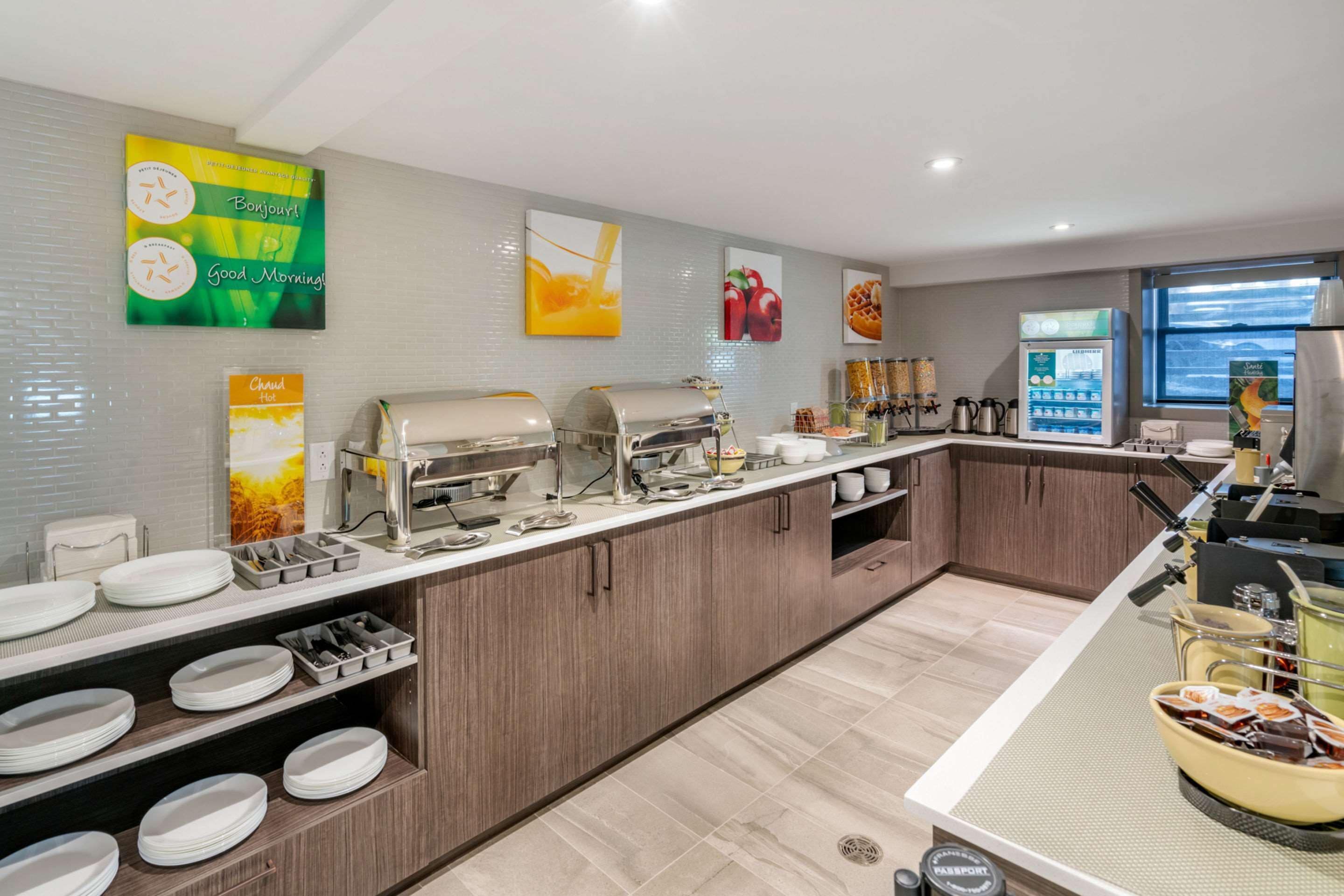 free daily on-the-go breakfast