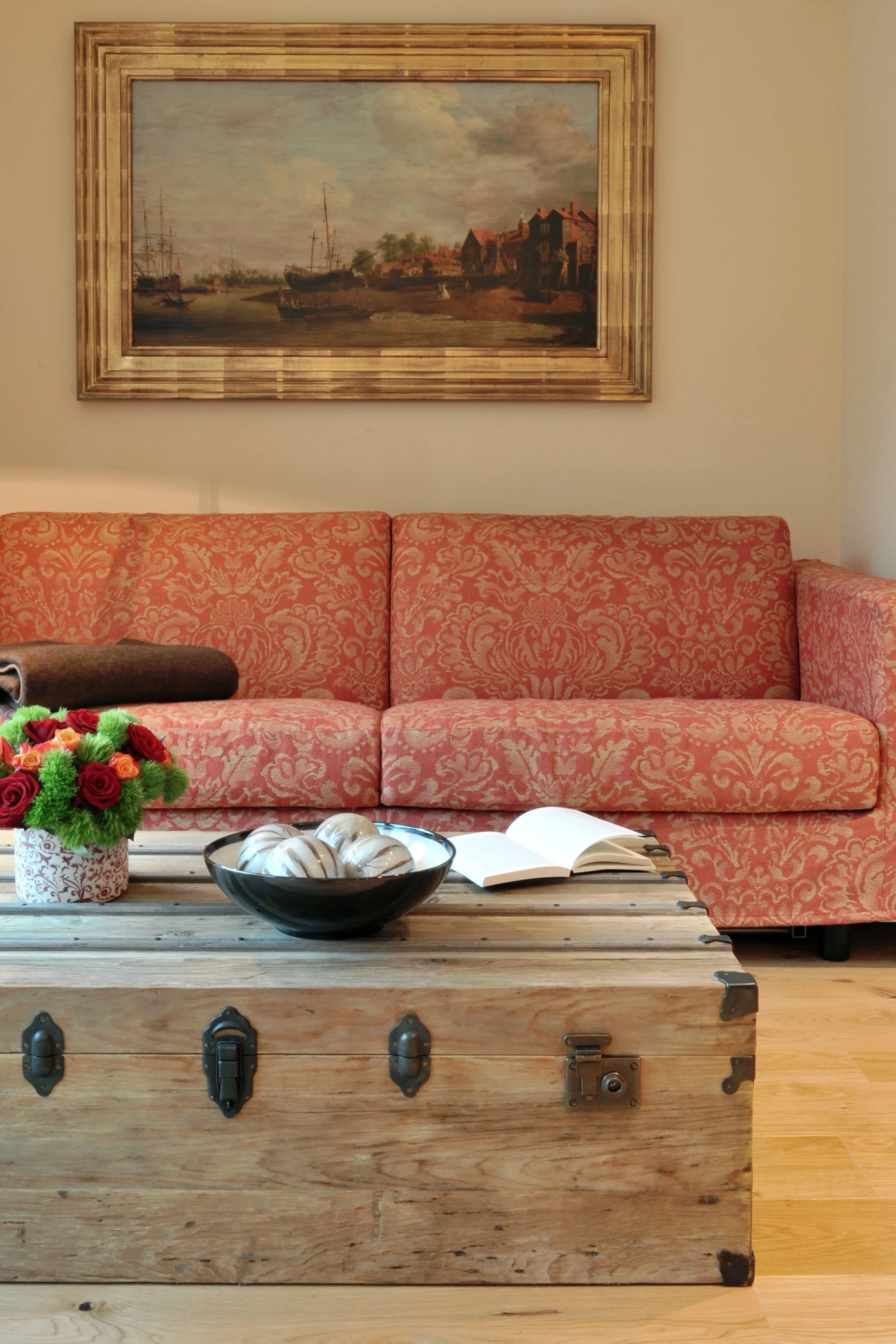 suite, balcony | living area | 32-inch flat-screen tv with cable channels, tv