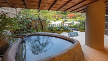 別邸 曙 禁煙 | 高級寝具、羽毛の掛け布団、ミニバー、セーフティボックス (室内)