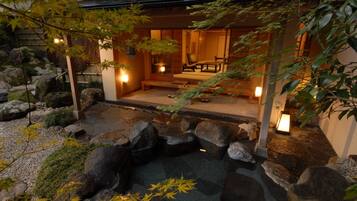 Suíte tradicional (Japanese, Open-air Bath, AOI) | 1 quarto, roupas de cama premium, edredons de pluma, frigobar