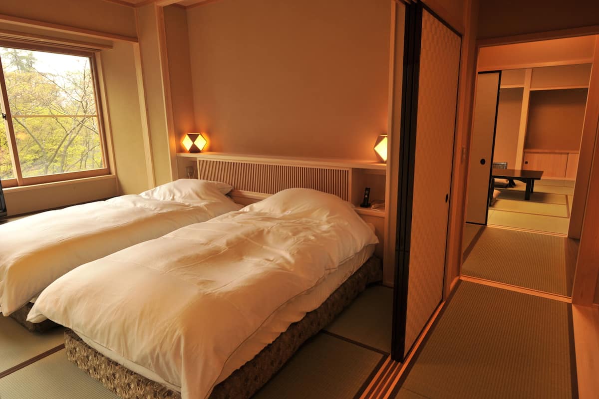 1 habitación, ropa de cama de alta calidad, cubrecamas y minibar